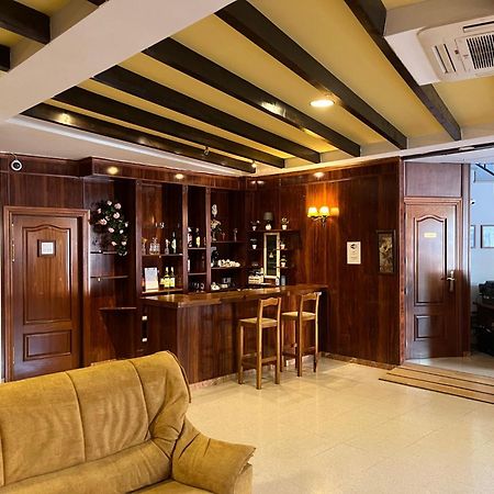 Hospedium Hotel Blu Fonseca Peligros Zewnętrze zdjęcie