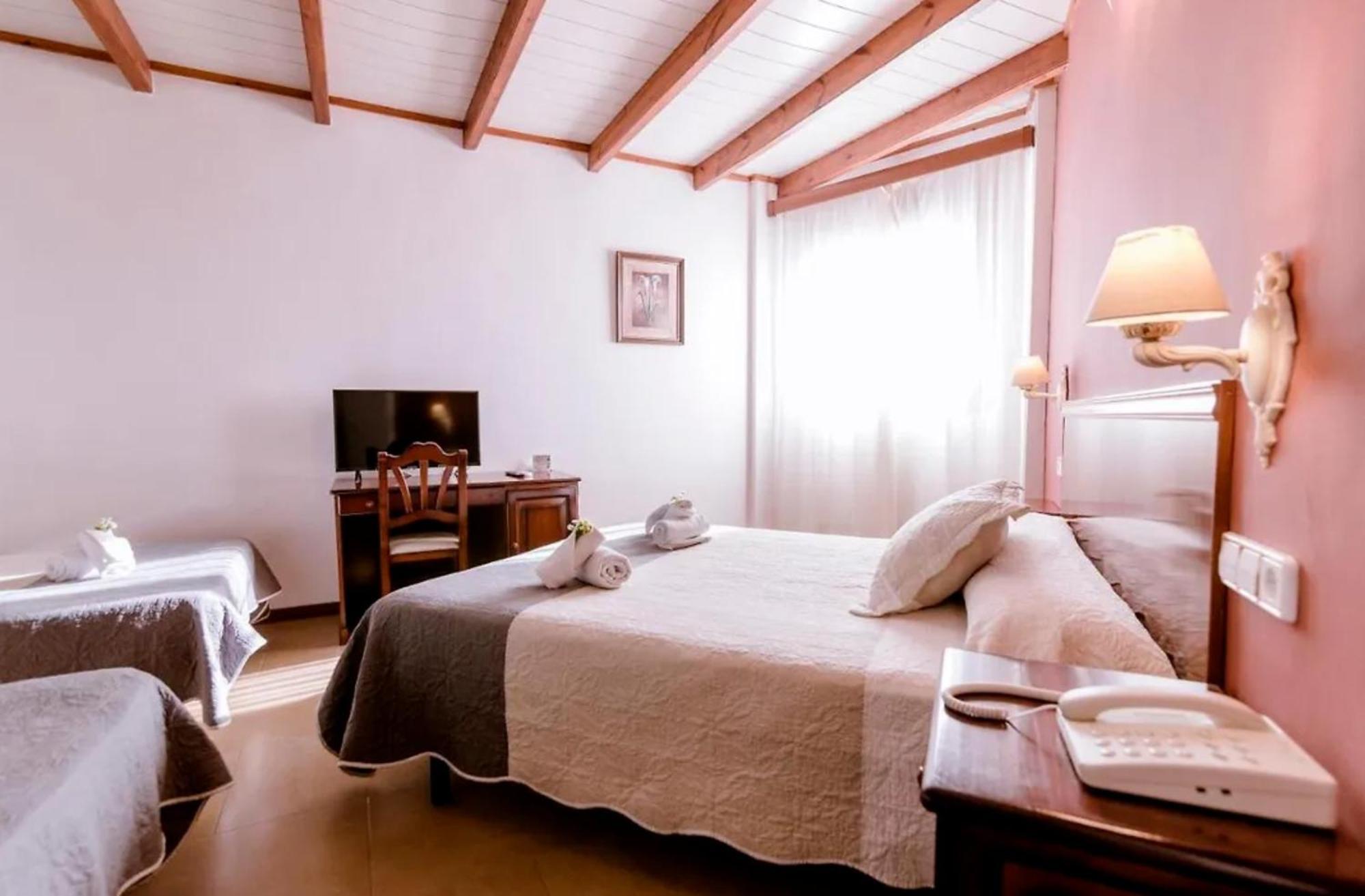 Hospedium Hotel Blu Fonseca Peligros Zewnętrze zdjęcie