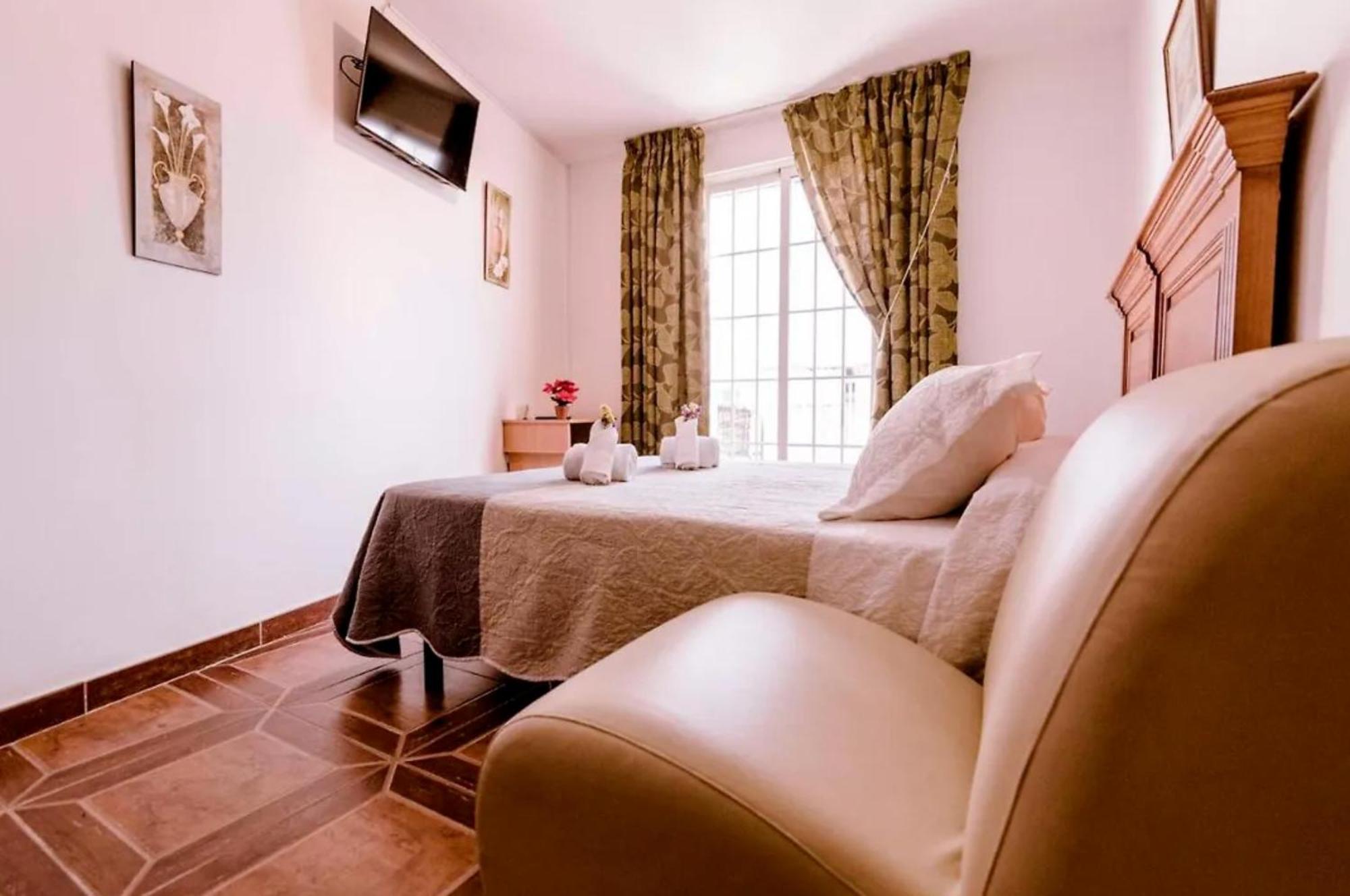 Hospedium Hotel Blu Fonseca Peligros Zewnętrze zdjęcie