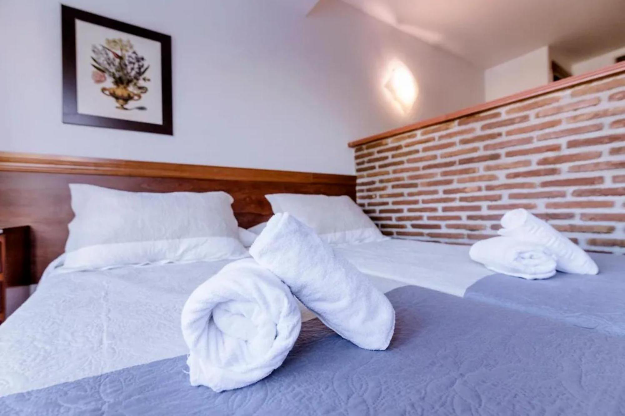 Hospedium Hotel Blu Fonseca Peligros Zewnętrze zdjęcie