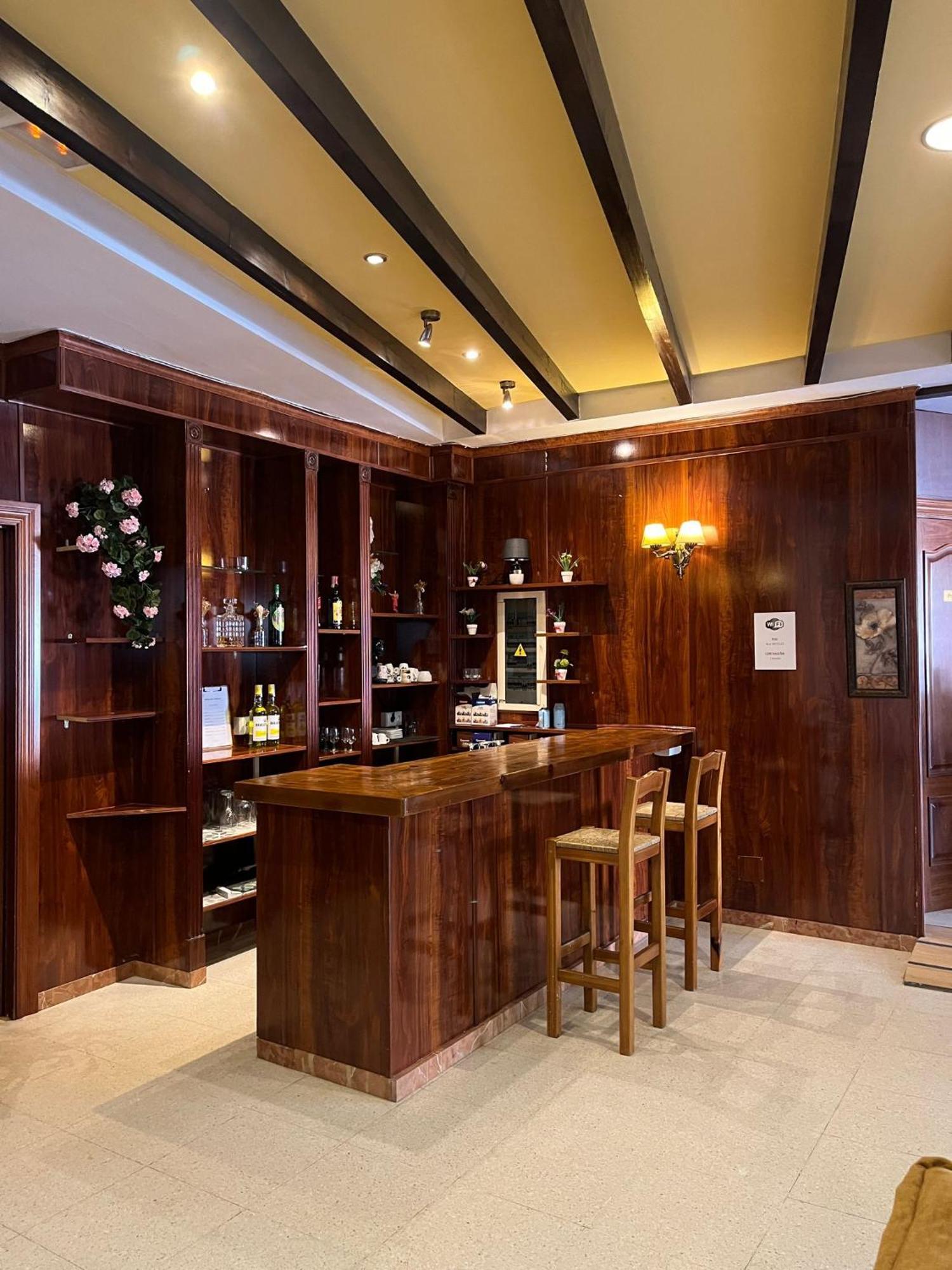 Hospedium Hotel Blu Fonseca Peligros Zewnętrze zdjęcie