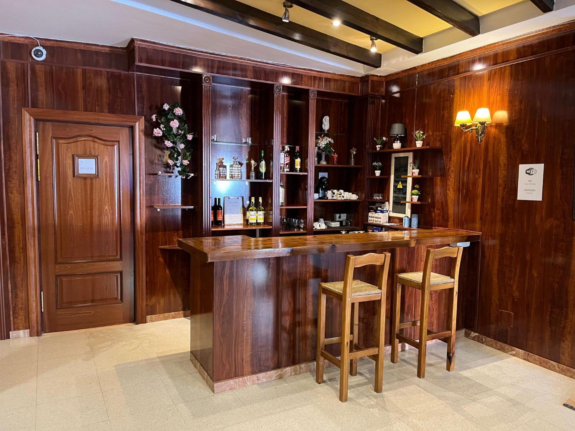 Hospedium Hotel Blu Fonseca Peligros Zewnętrze zdjęcie
