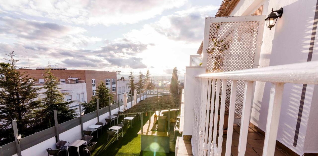 Hospedium Hotel Blu Fonseca Peligros Zewnętrze zdjęcie